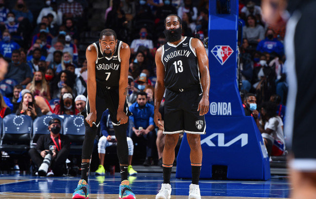 NBA季后赛首轮，哈登40分救主，76人加时逆转热火挺进次轮